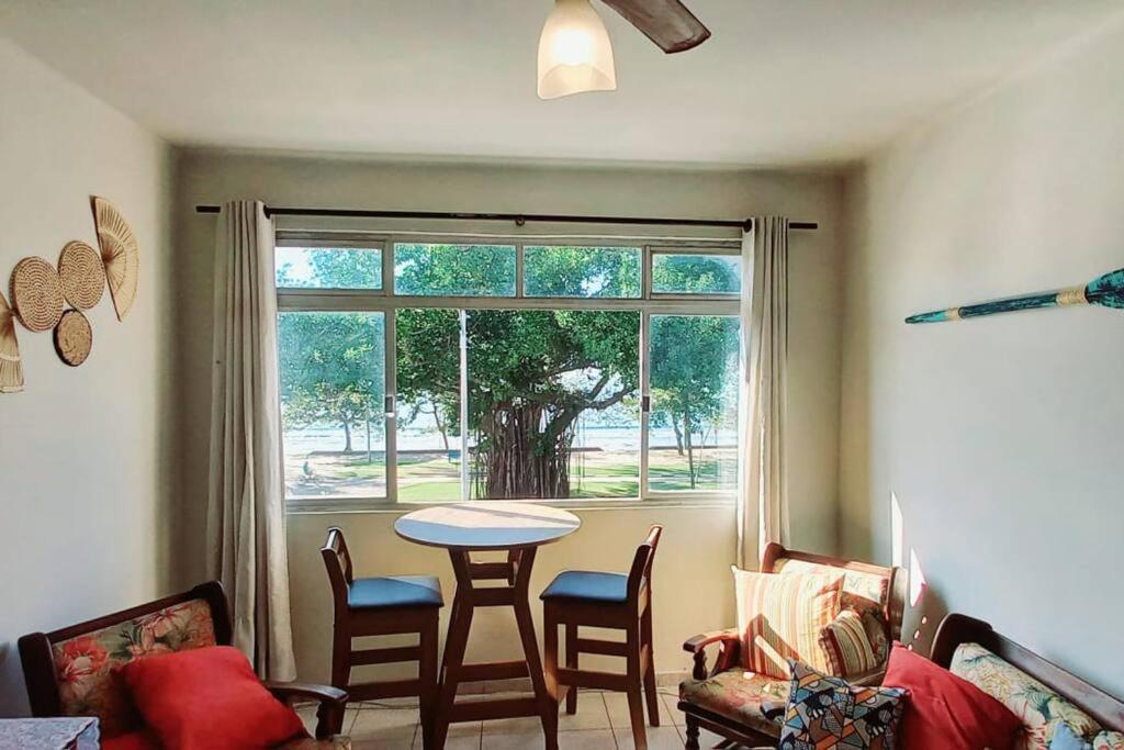 Com Vista Pro Mar No Centro De - 2 Quartos E Cozinha Completa Apartamento *