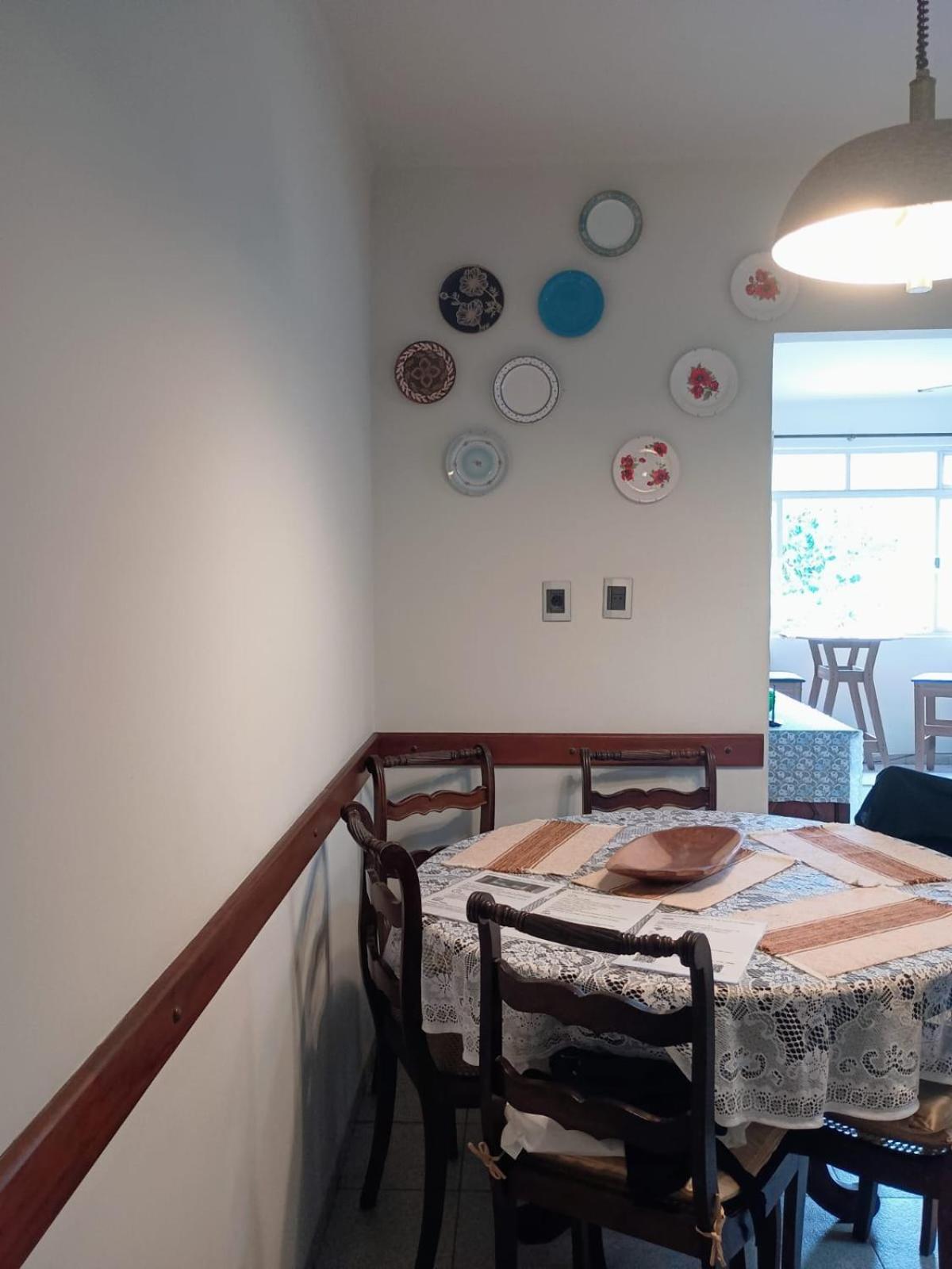 Com Vista Pro Mar No Centro De - 2 Quartos E Cozinha Completa