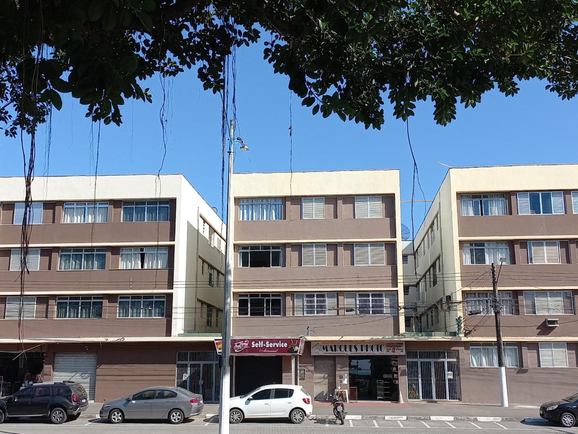 Com Vista Pro Mar No Centro De - 2 Quartos E Cozinha Completa *