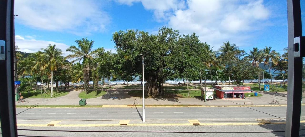 Com Vista Pro Mar No Centro De - 2 Quartos E Cozinha Completa