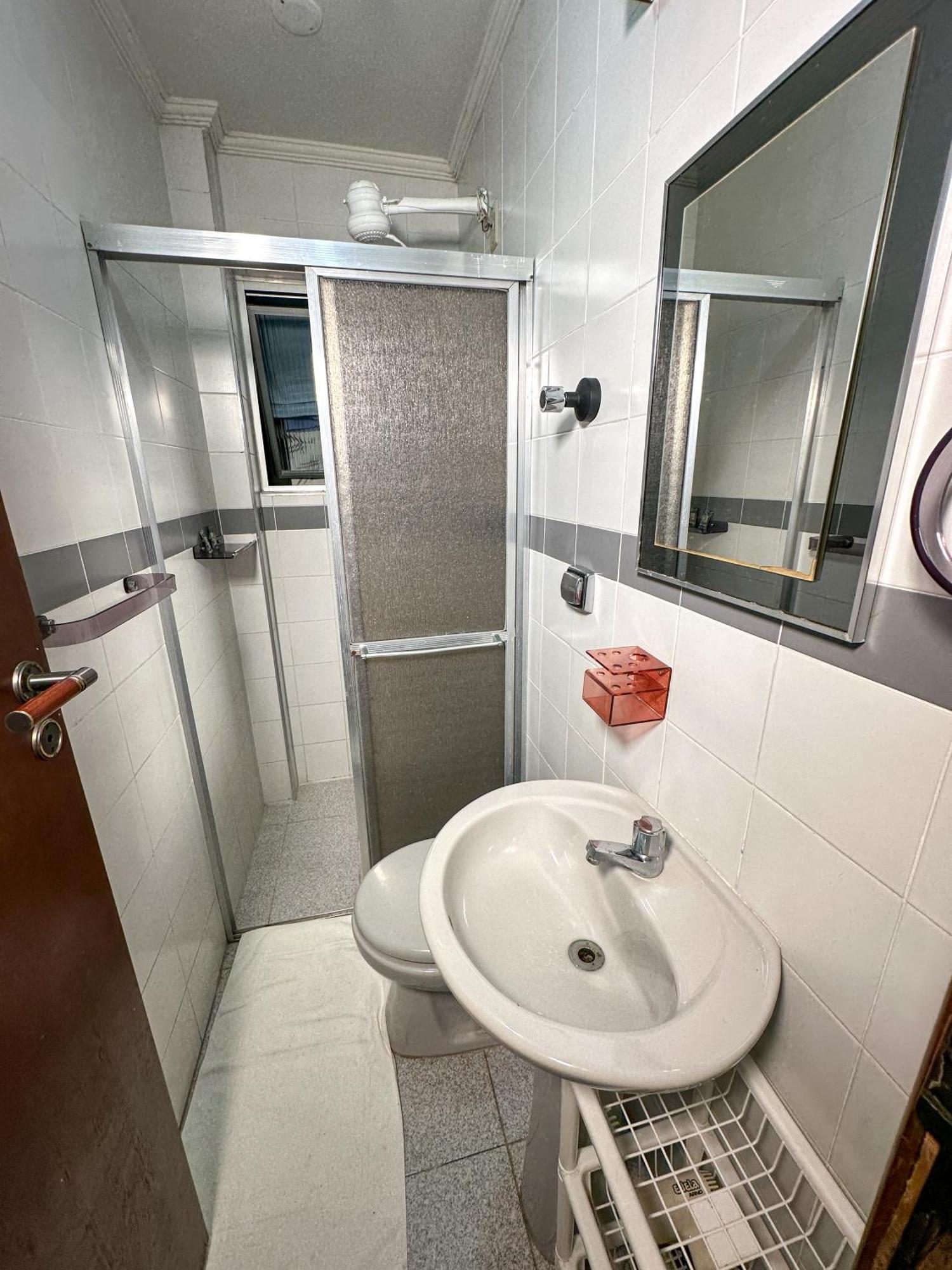 Com Vista Pro Mar No Centro De - 2 Quartos E Cozinha Completa Apartamento