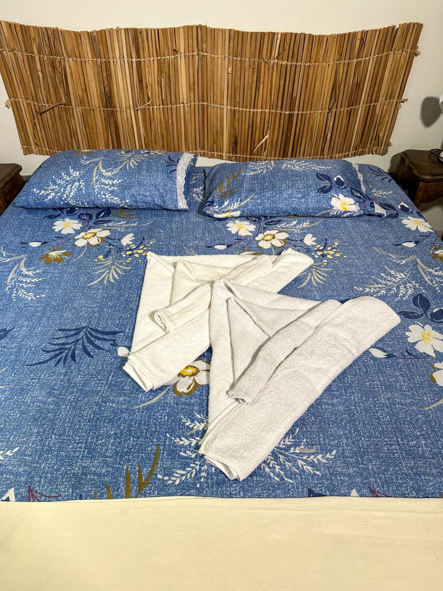 Apartamento Com Vista Pro Mar No Centro De - 2 Quartos E Cozinha Completa Ubatuba